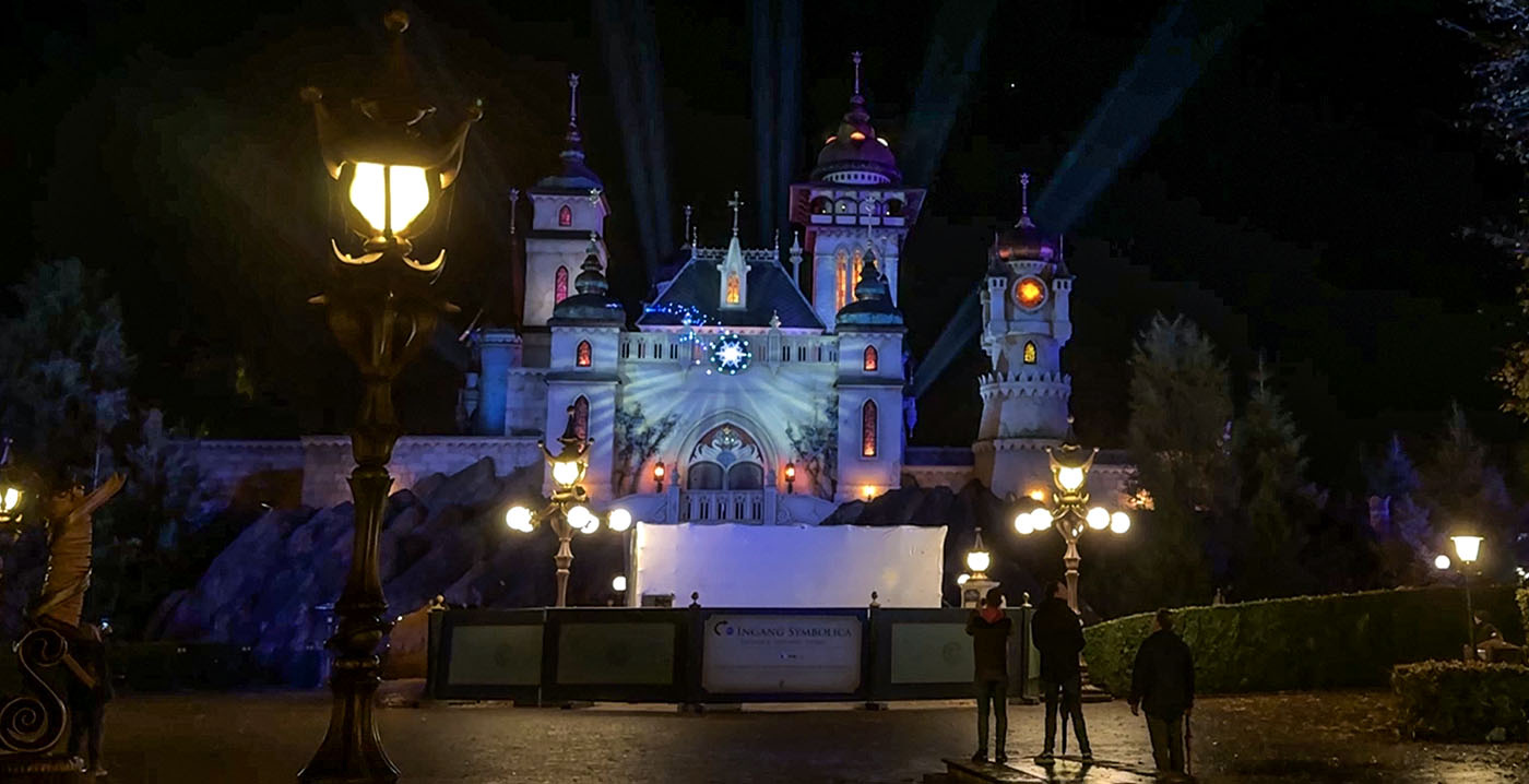 Video: winters lichteffect op muziek bij Efteling-attractie Symbolica