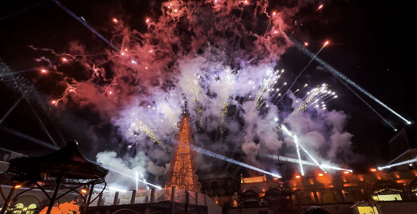 Video: dagelijks vuurwerk tijdens Wintertraum in Phantasialand