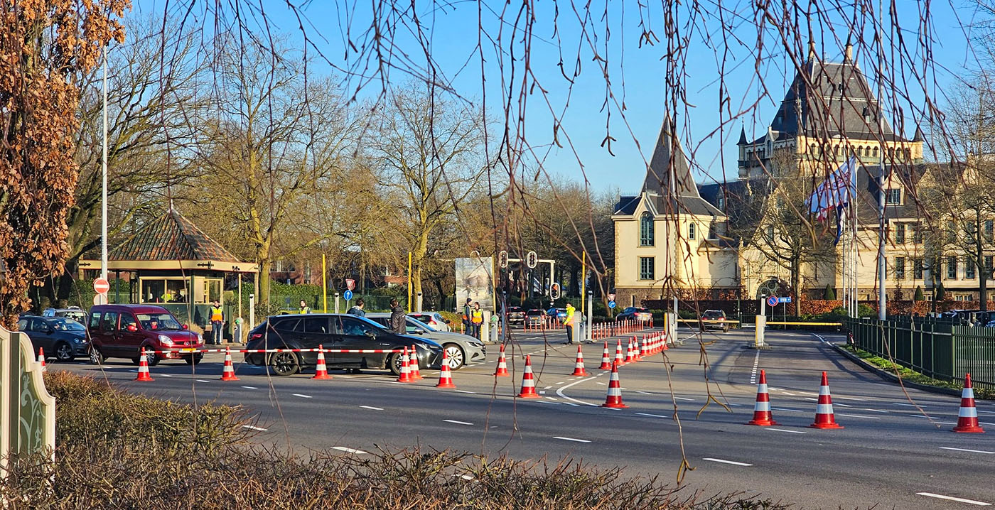 Parkeerdrama in de Efteling: alle plekken vol, automobilisten zonder excuus weggestuurd