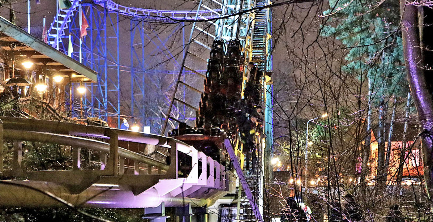 Efteling-bezoekers zo'n uur vast in de Python op eerste kerstdag