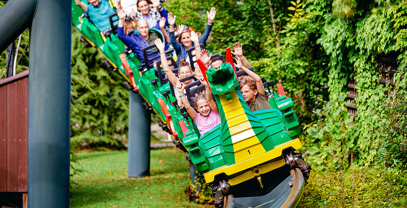 Twee medewerkers Legoland beboet voor achtbaanongeluk