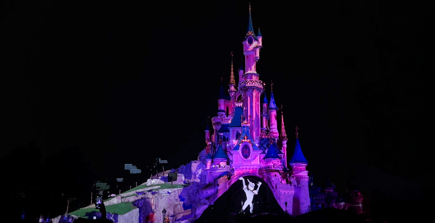 Video: de avondshow van Disneyland Paris zonder het vuurwerk