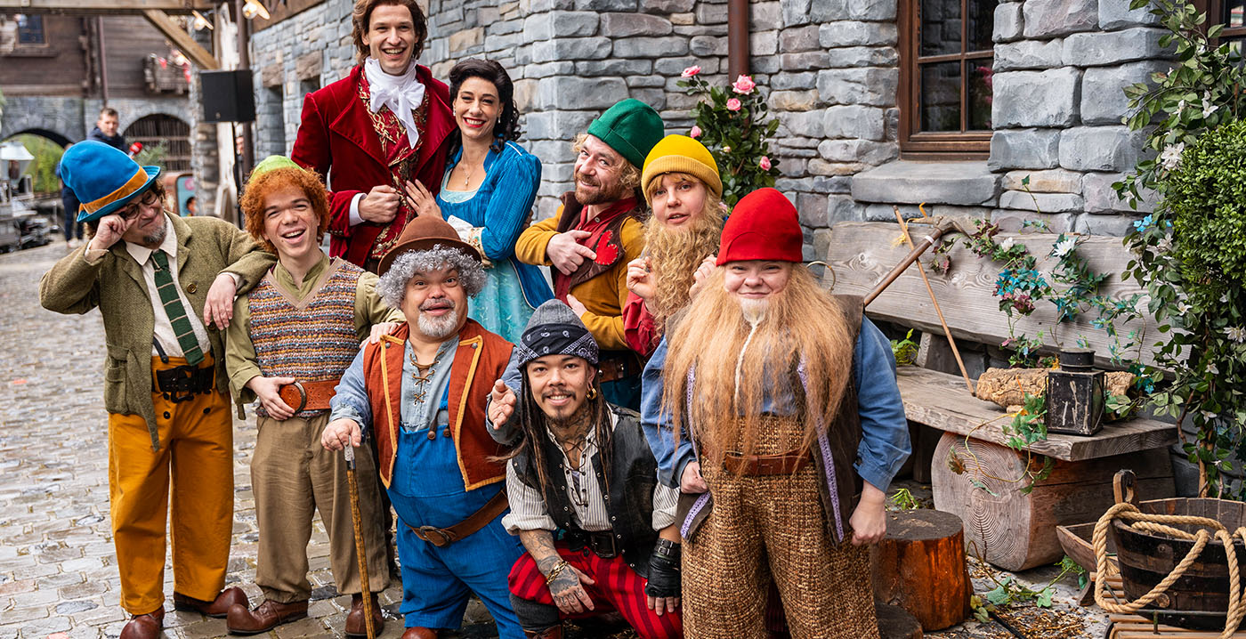 Ipinakita ni Plopsaland ang dwarf cast ng Studio 100 musical na Snow White