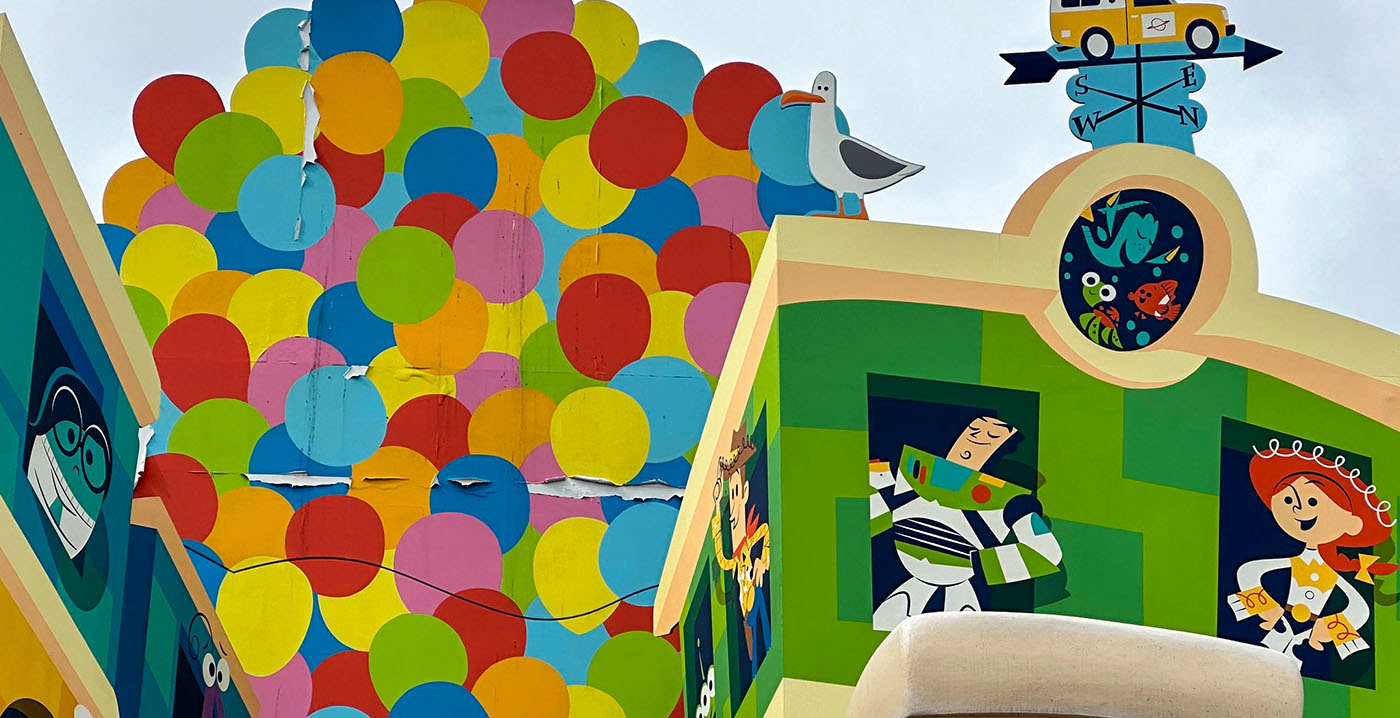 Nieuwe Pixar-muur in Disneyland Paris nu al beschadigd
