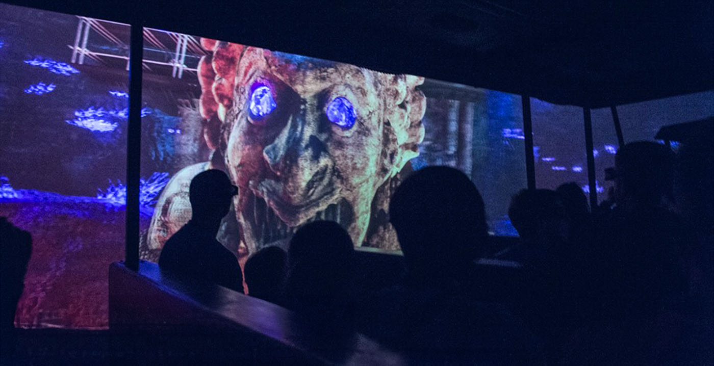 Bobbejaanland houdt 3D-simulator The Forbidden Caves gesloten: toekomst onzeker