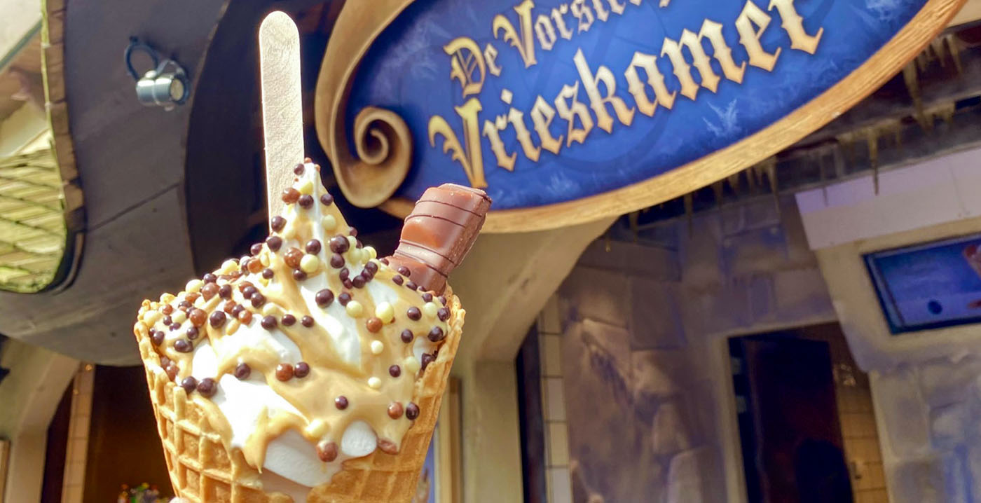Dit zijn de nieuwe Efteling-ijsjes: IJspegels met softijs en toppings