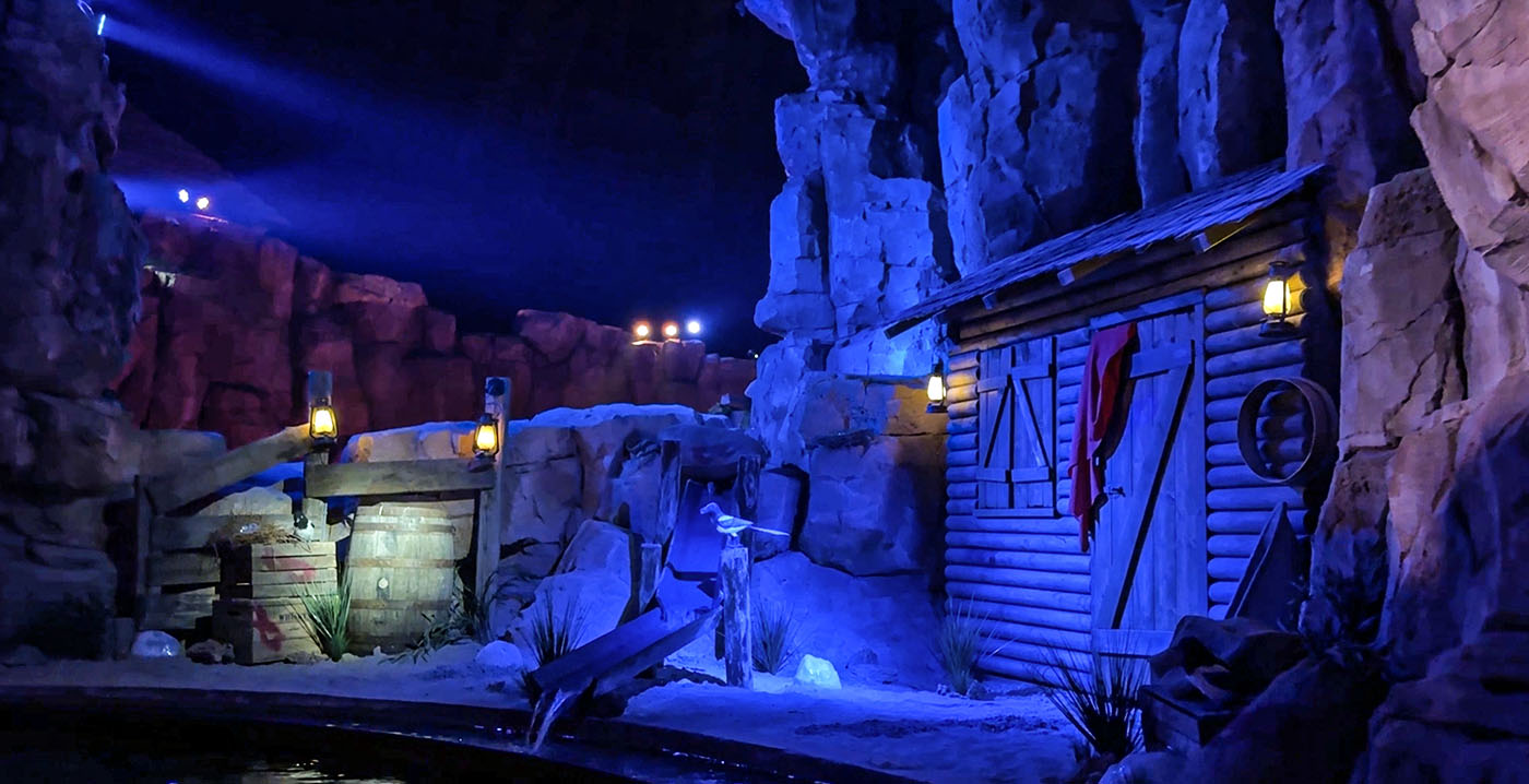 Video: Slagharen verbetert darkride Red Bandits Adventure