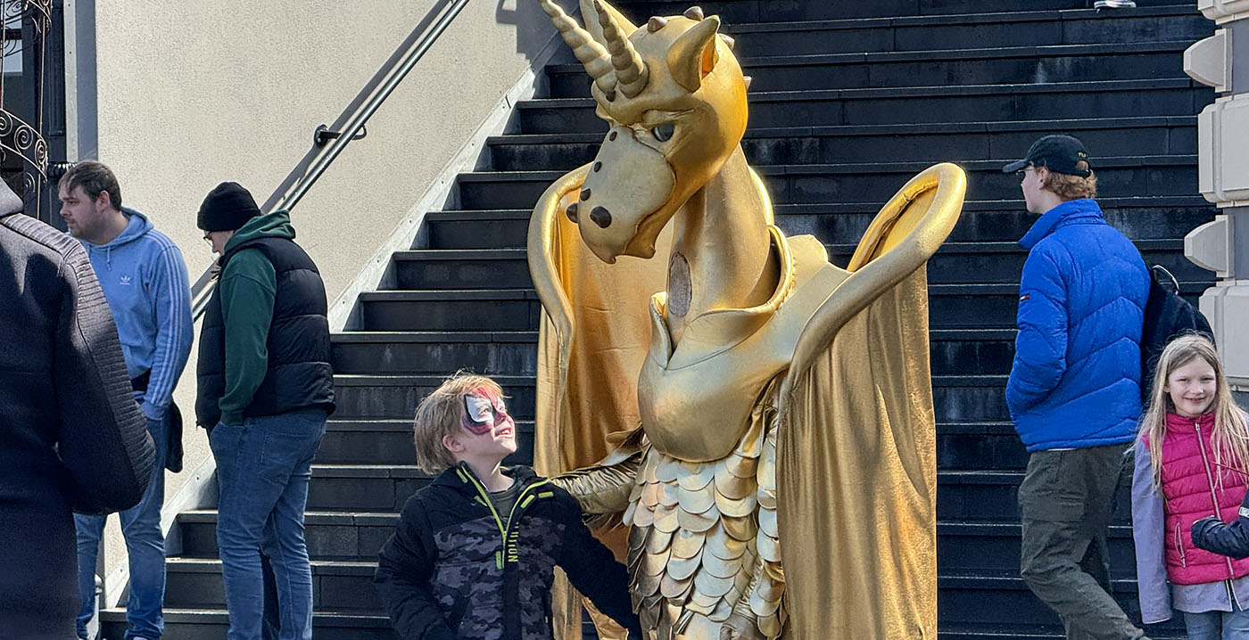 Foto's: mascottes Phantasialand maken hun rentree