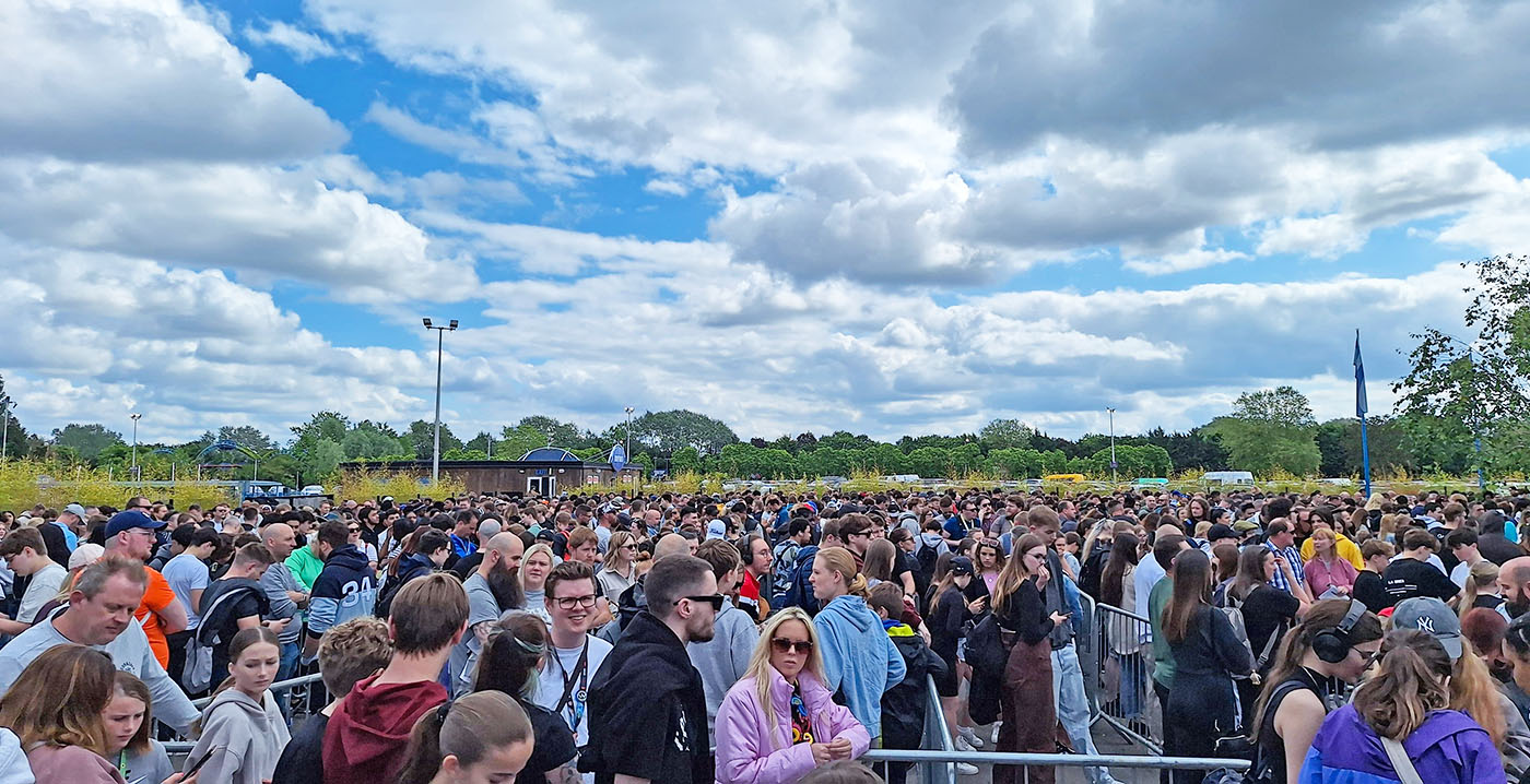 Domper op de feestvreugde: gloednieuwe achtbaan van 72 meter hoog al na één dag dicht