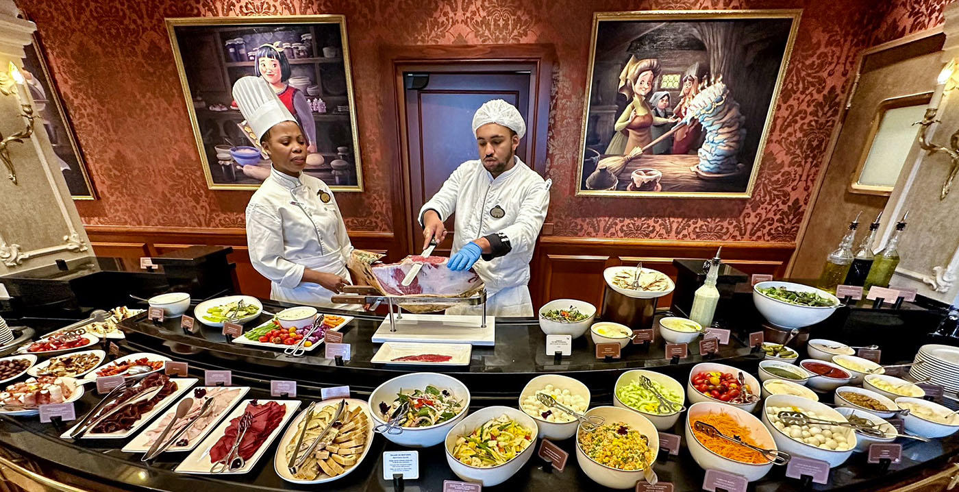 Disney-buffet van 100 euro per persoon nu ook beschikbaar voor niet-hotelgasten