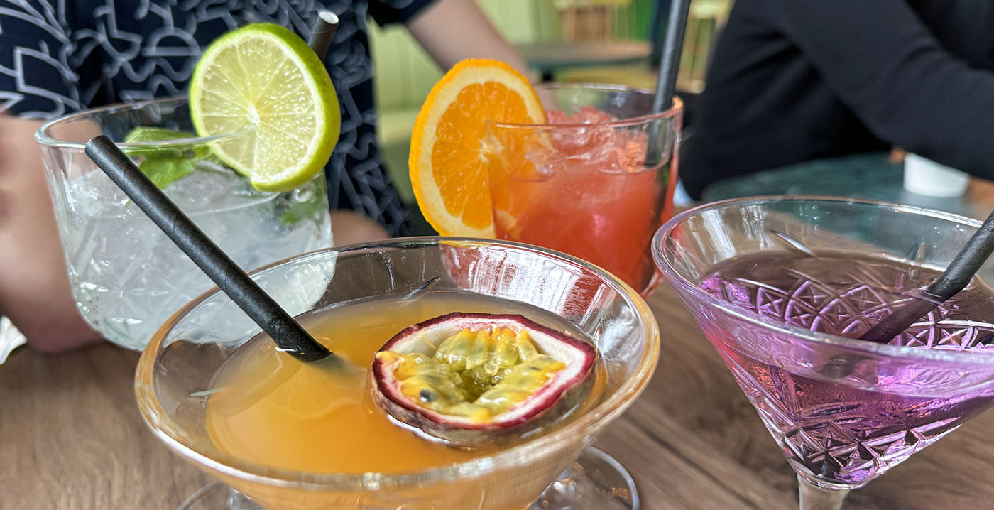 Deze cocktails serveert Walibi Holland komende zomer