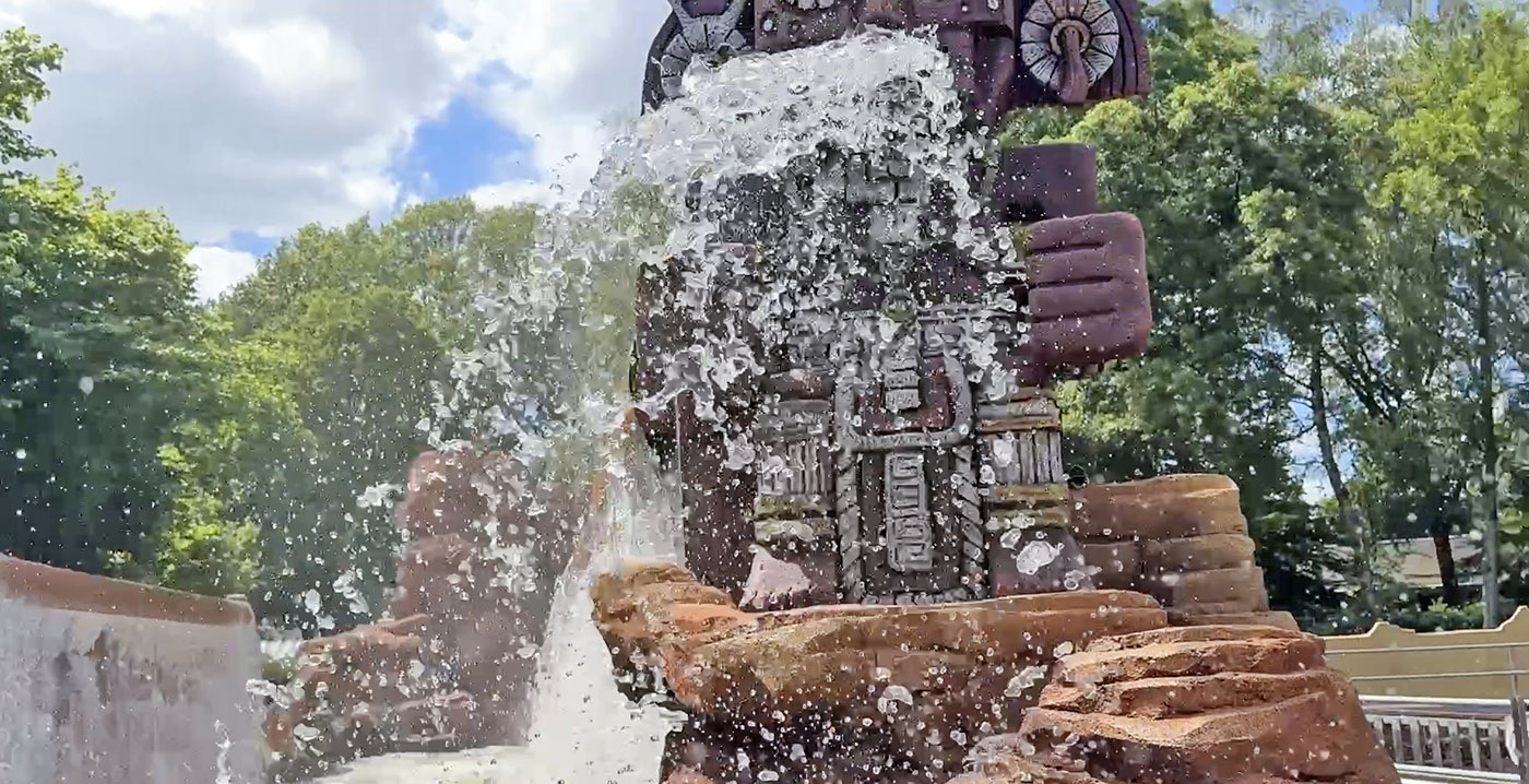 Video: nieuwe decors en effecten in Efteling-waterbaan Piraña
