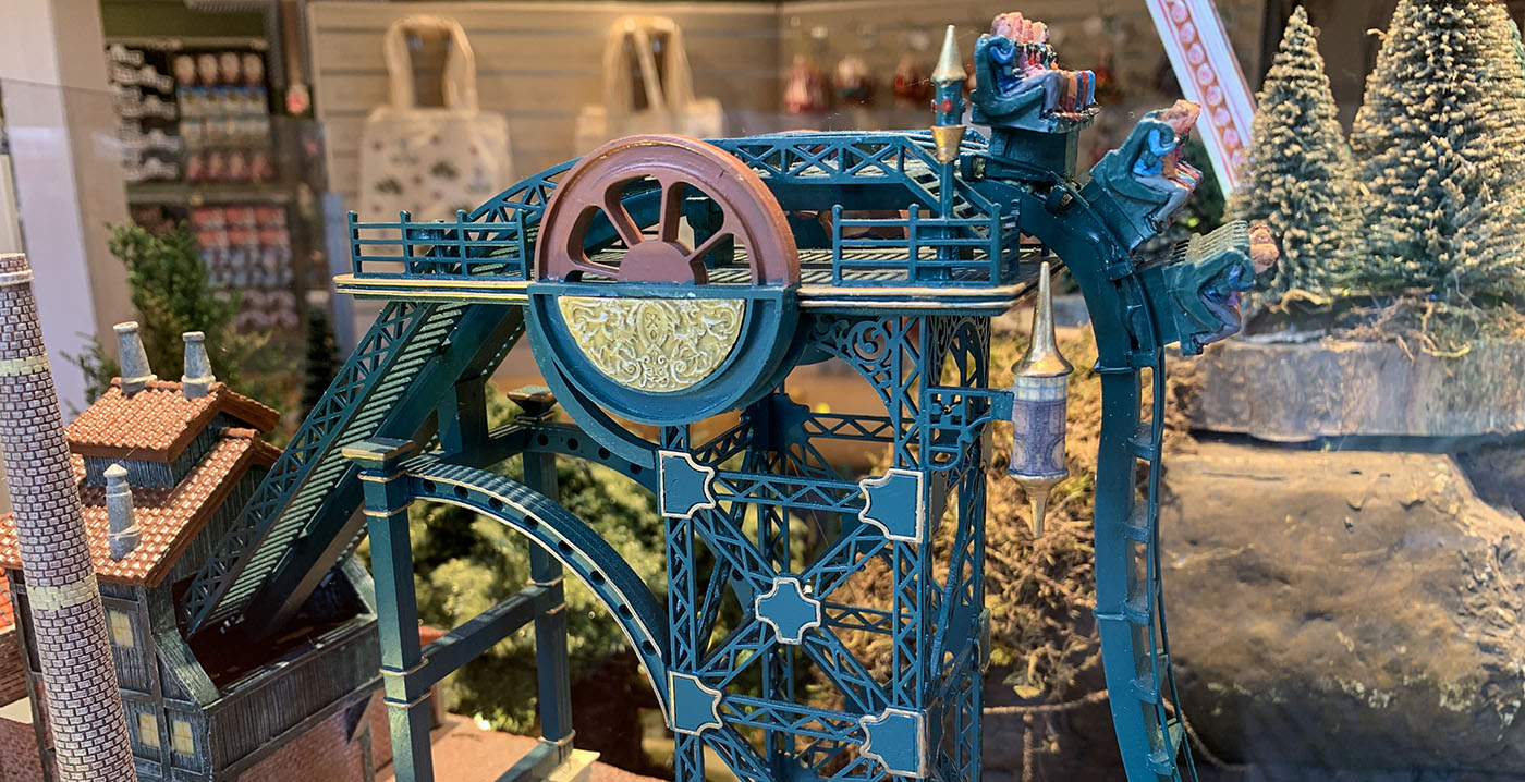 Foto's: zo groot is een nieuw Efteling-miniatuur van Baron 1898