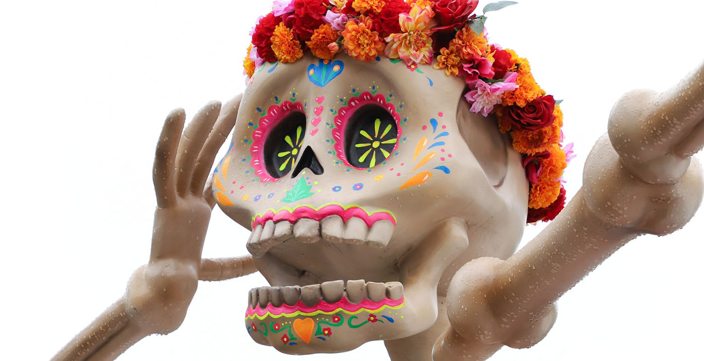 Toverland deelt teasers voor nieuwe parade Halloween Nights