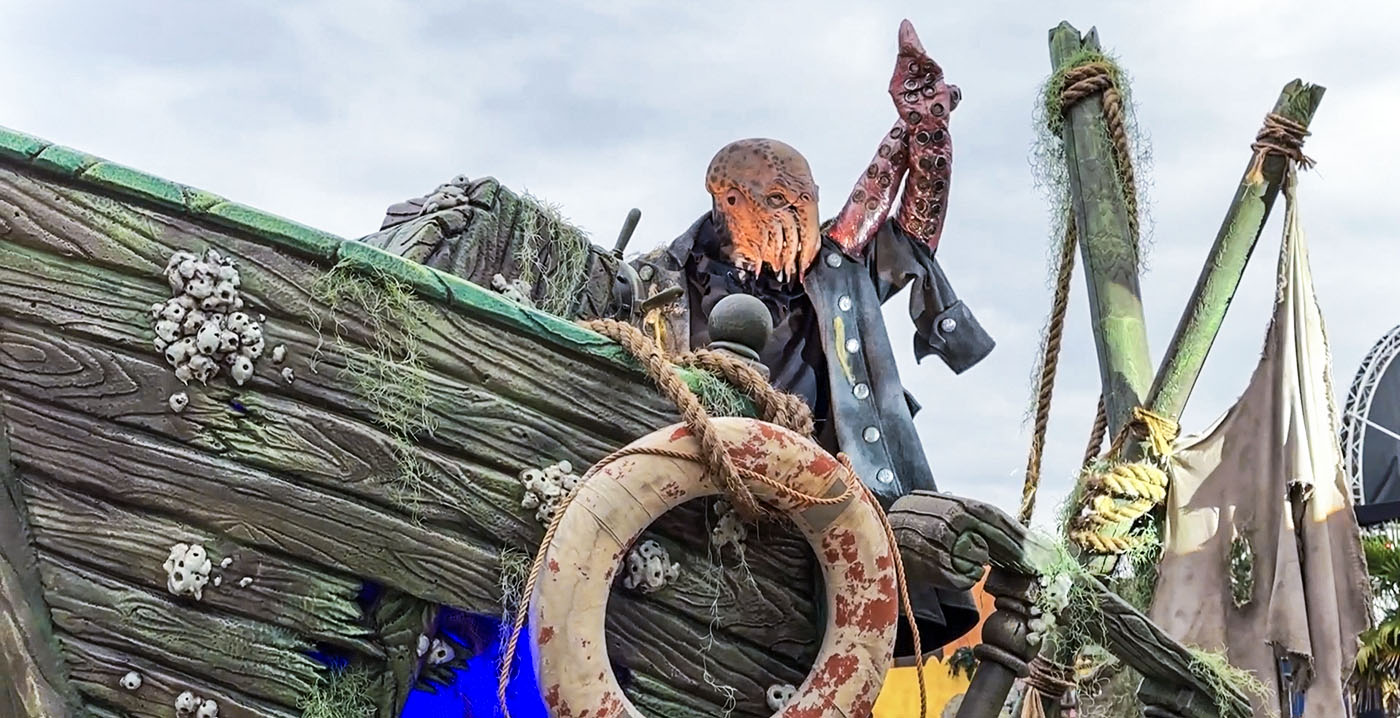 Video: Halloween Nights in Toverland starten met vernieuwde show en paradewagens