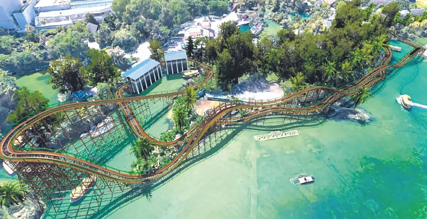 Spaans pretpark plant houten achtbaan op het water
