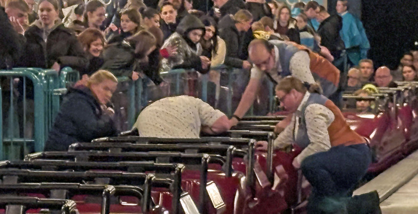 Onderdeel losgeraakt bij Efteling-achtbaan Vogel Rok: attractie tijdelijk dicht
