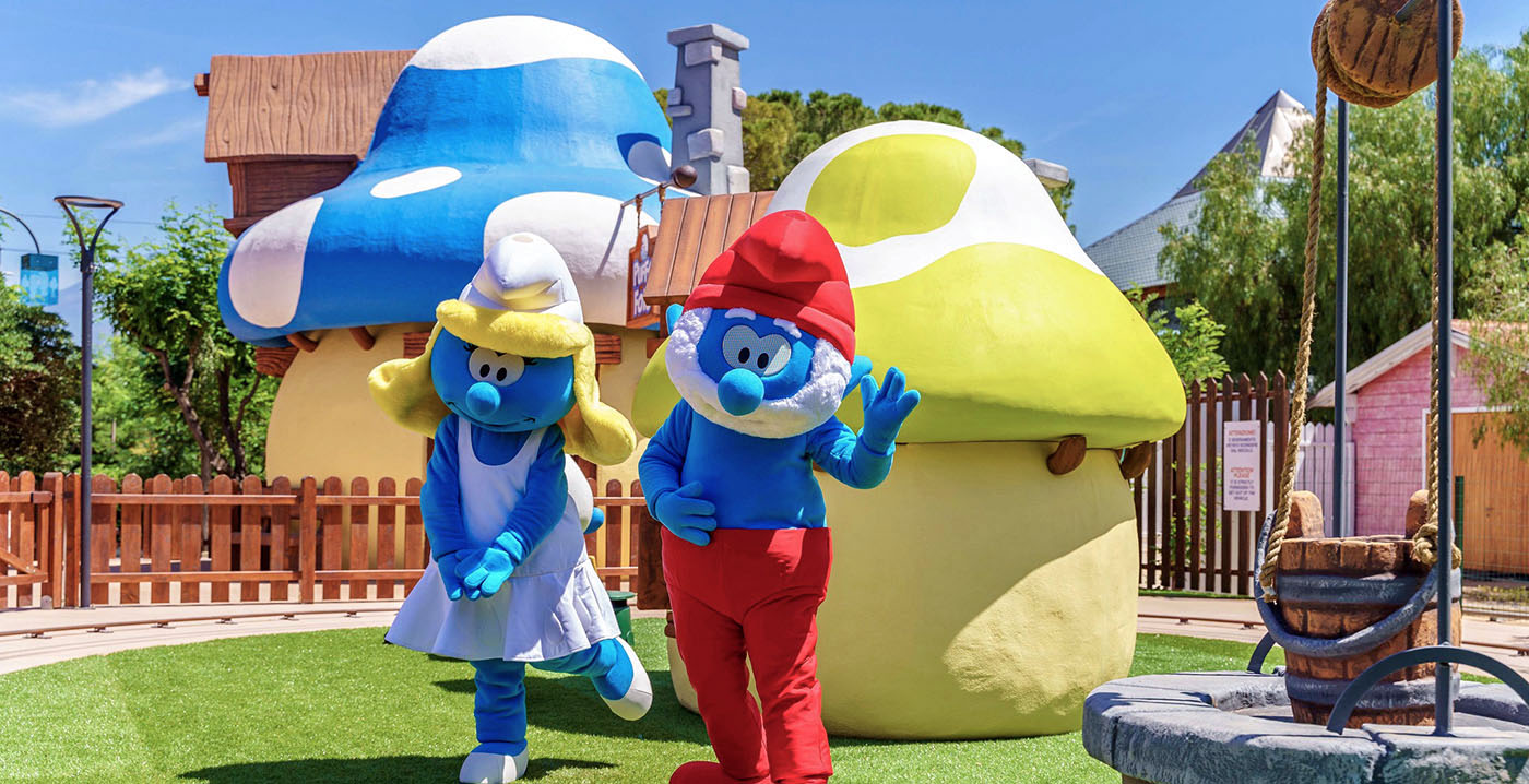Italiaans pretpark haalt De Smurfen binnen: Smurfen-dorpje met attracties