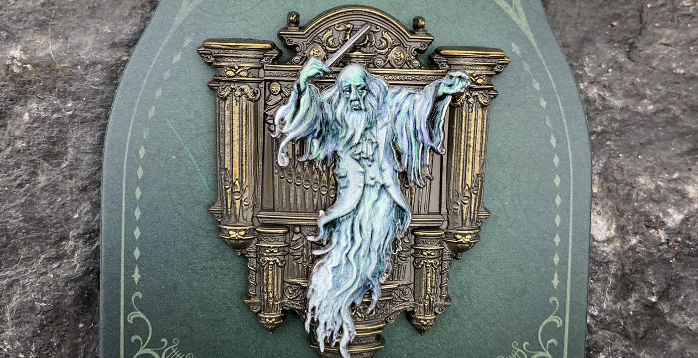 Spookdirigent uit Danse Macabre heeft nu zijn eigen Efteling-pin