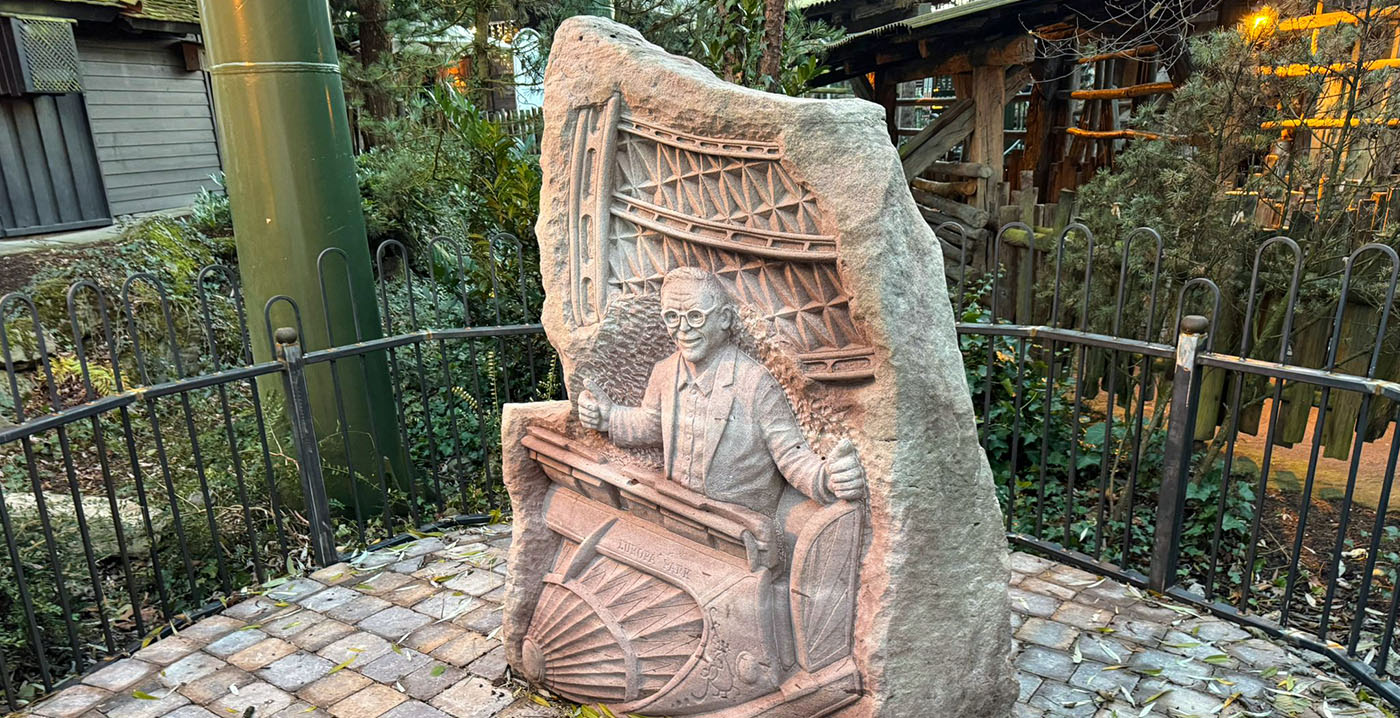 Europa-Park brengt met beeldhouwwerk eerbetoon aan oprichter