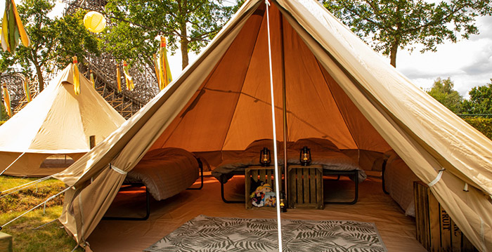 Deze zomer blijven slapen in Toverland: attractiepark opent camping