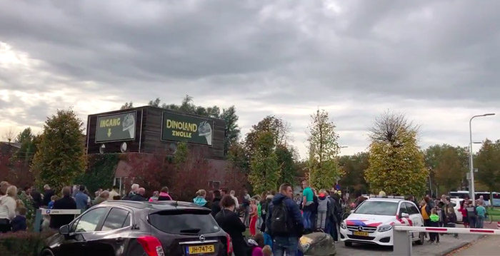 Dinopretpark Zwolle ontruimd vanwege brand: één gewonde