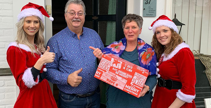 Attractiepark Slagharen verrast 25 gezinnen met kerstpakket