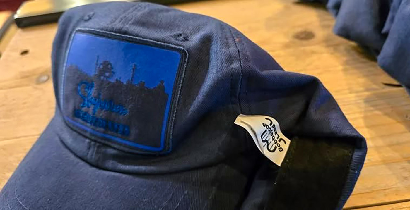 Oeps: Bobbejaanland-label op Slagharen-pet