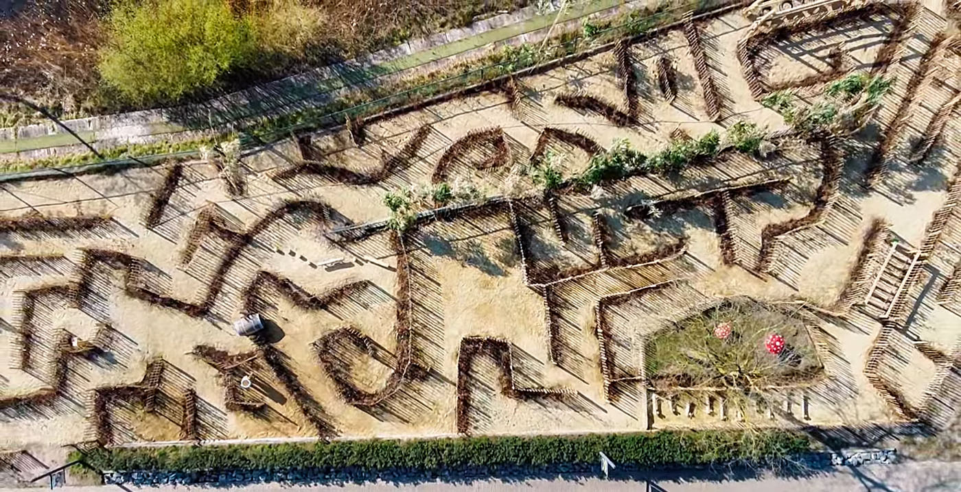 Attractiepark DippieDoe opent avontuurlijk doolhof: Dwaalduin
