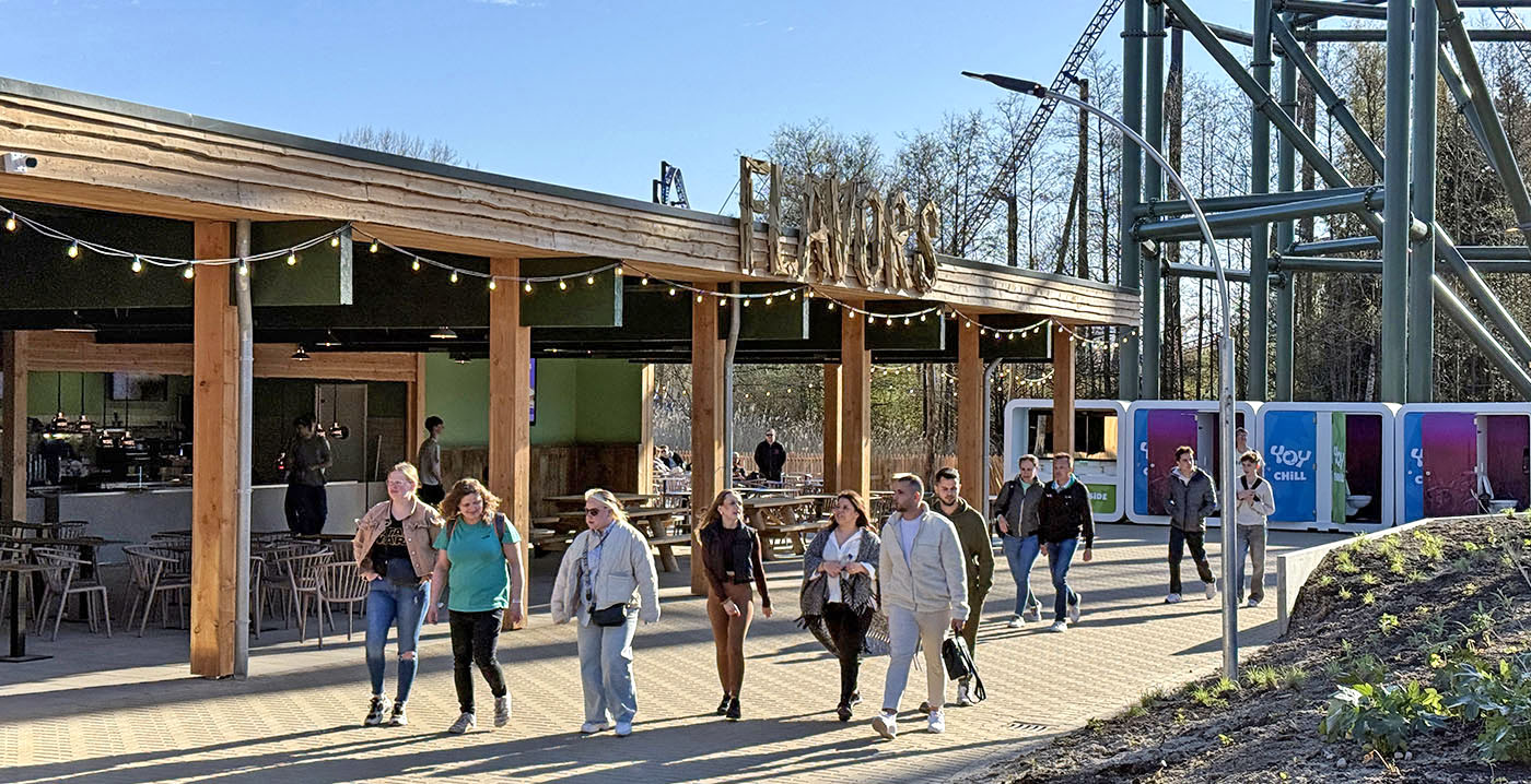 Tosti's, taart en uitzicht op YoY: dit is Flavors in Walibi Holland