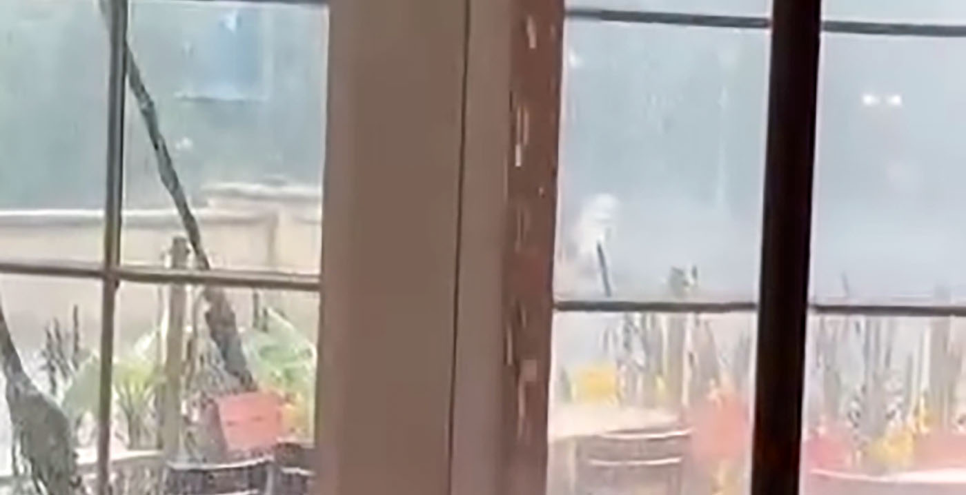 Video: in dit Efteling-restaurant regent het binnen
