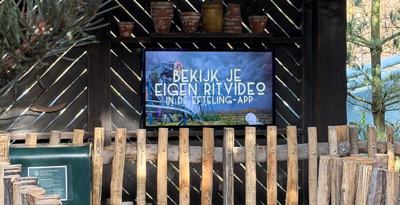Efteling hangt tv met reclamefilmpjes op in wachtrij Baron 1898