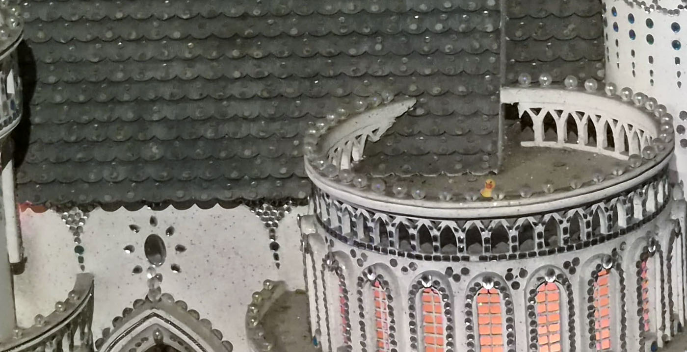Verborgen Efteling-bewoner: wist je dat er een piepklein badeendje in Droomvlucht woont?