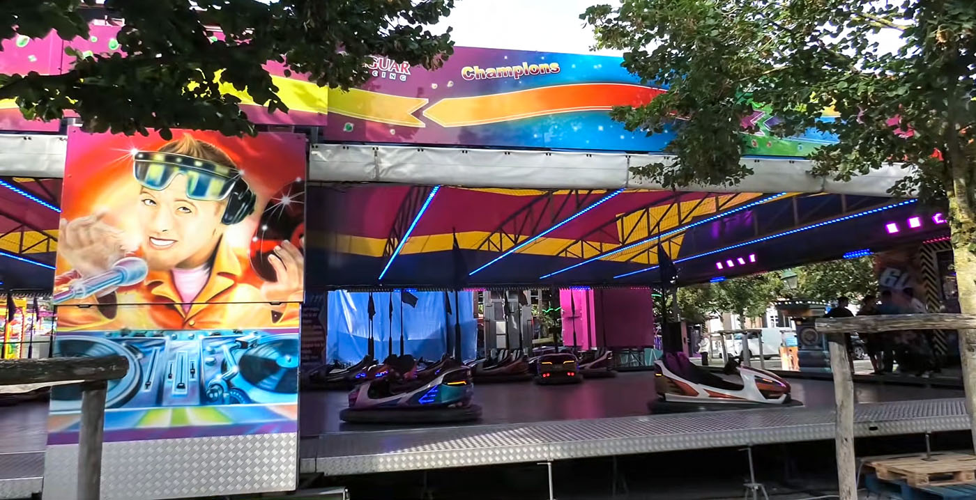 Politie leidt Syrische jongeren weg na confrontatie op kermis in Den Bosch