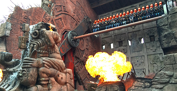 Vrouw sticht twee keer brand in Phantasialand
