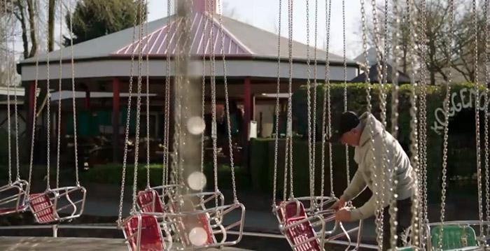 Video: klusjesman Bobbejaanland maakt pretpark in zijn eentje klaar voor opening