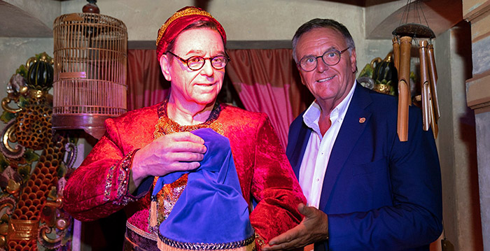 Eigenaar Europa-Park heeft eigen animatronic in darkride Piraten in Batavia