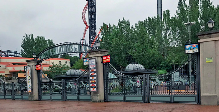 Pretpark blijft onaangekondigd dicht vanwege regen