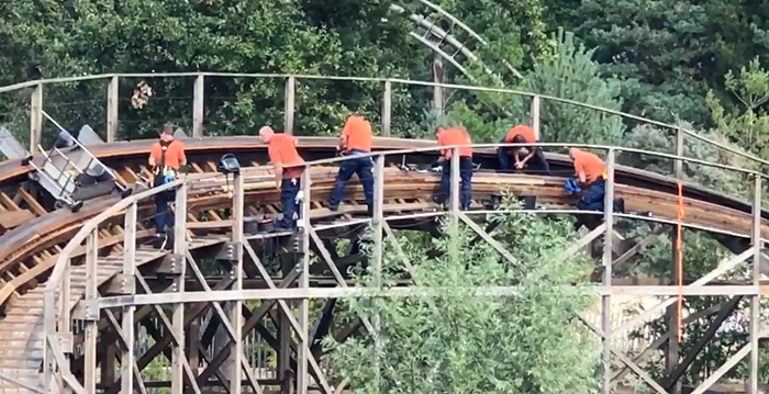 Houten achtbaan Efteling onverwachts buiten gebruik