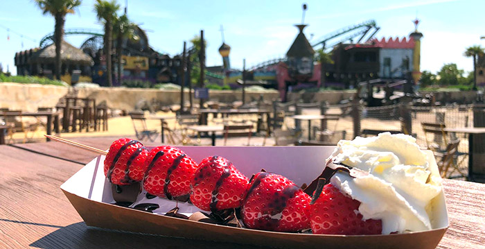 Toverland serveert nieuwe lekkernijen met aardbeien