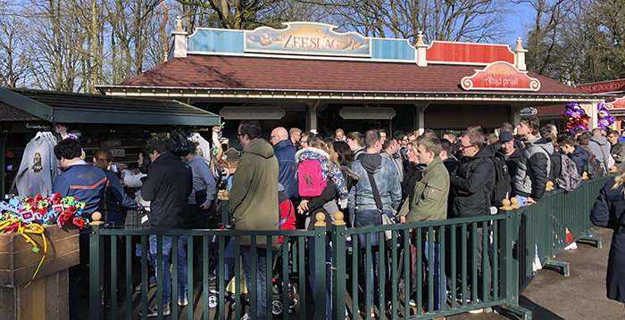 Stormloop op exclusieve Python-souvenirs in de Efteling