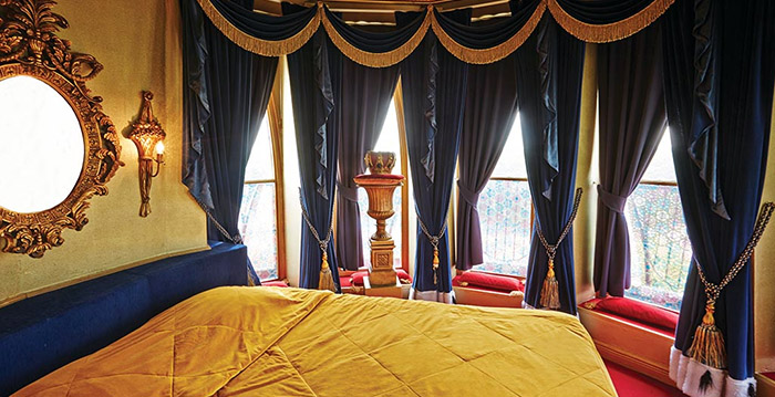 Gratis overnachting in Efteling Hotel, maar wel in ruil voor seks