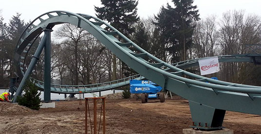 Nieuwe dive coaster Efteling staat helemaal overeind