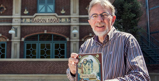 Efteling brengt boek uit over nieuwe achtbaan Baron 1898