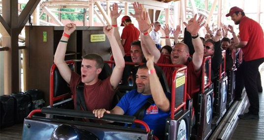 Failliet Engels pretpark doet vijf achtbanen weg