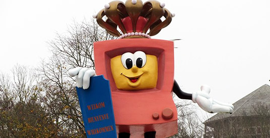 Lachende televisie wordt mascotte Plopsaland in 2015