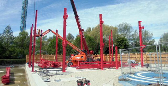 Plopsaland stampt nieuw kasteel uit de grond