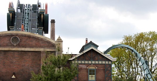 'Welcome, mineworkers!' Verhaal nieuwe Efteling-achtbaan ook verteld in het Engels