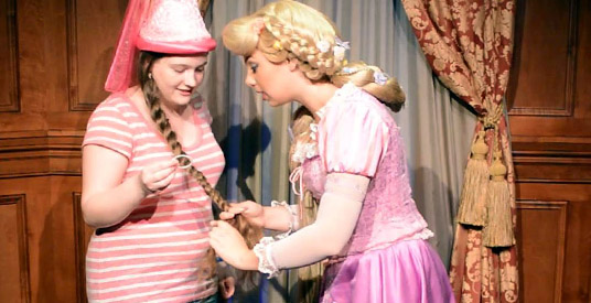 Disneyland Paris haalt gevaarlijke Rapunzel-hoedjes uit de winkels